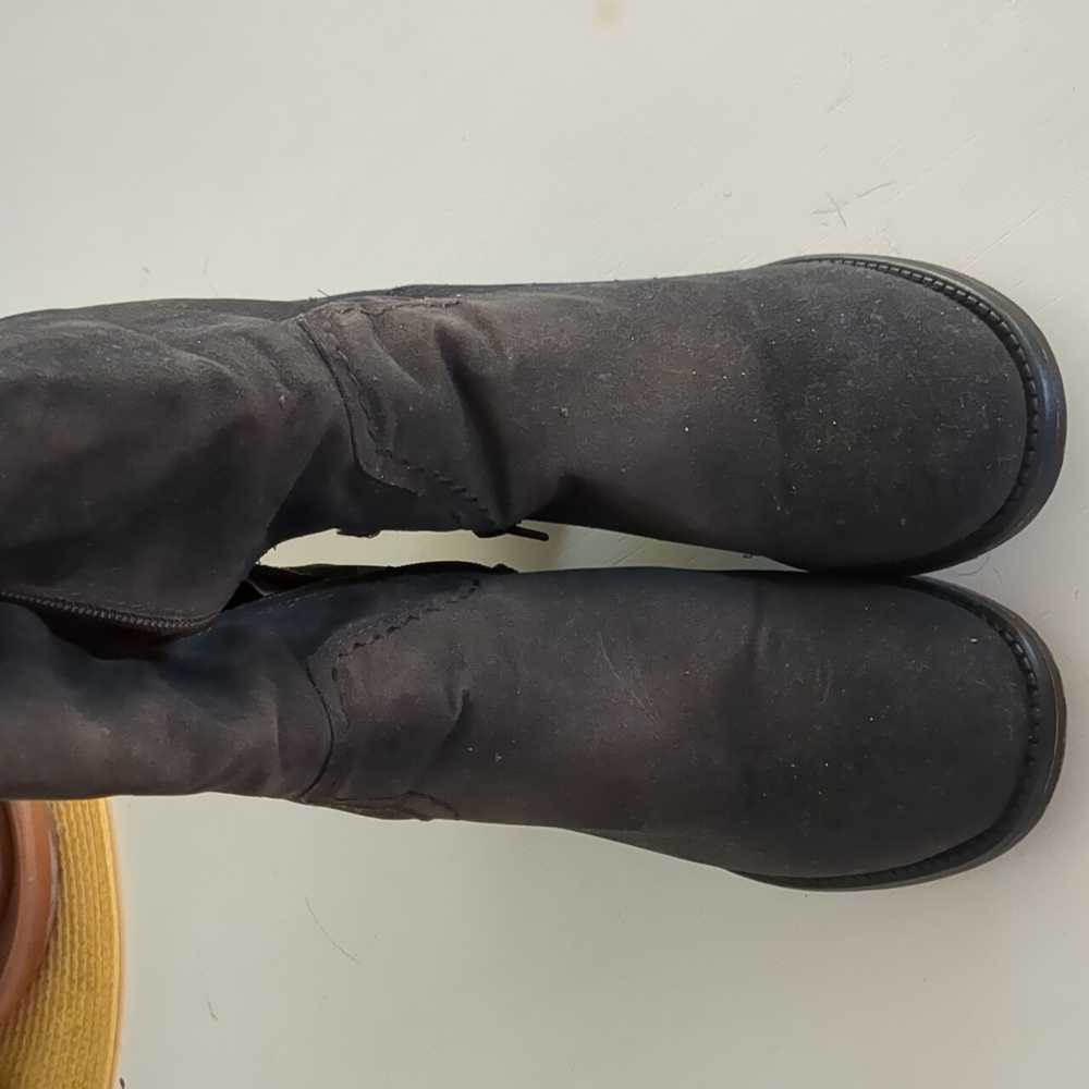 93 Vintage over the knee boots, brown, size 8.5